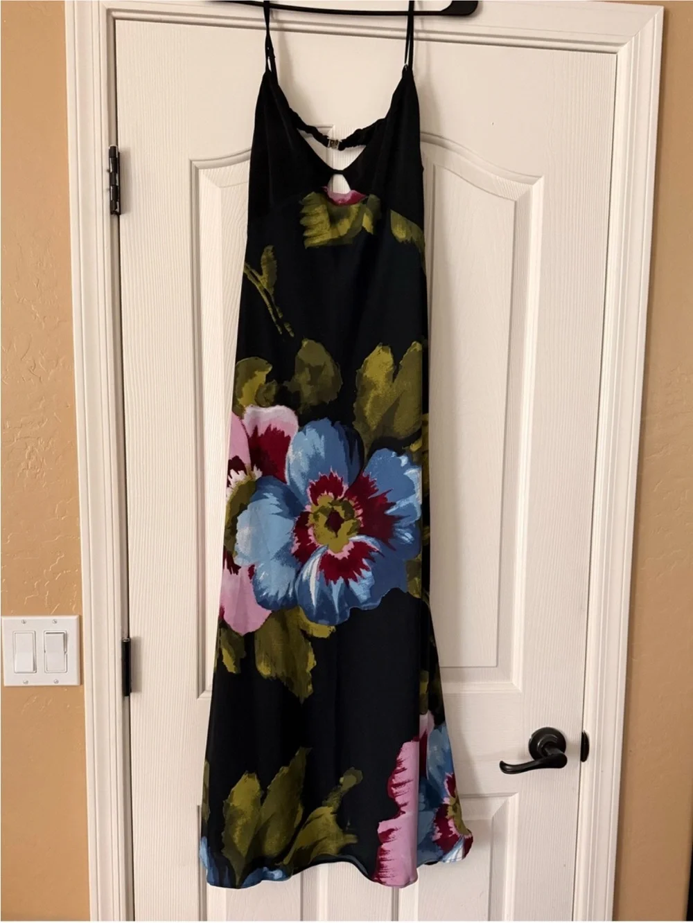 The A&F Julia Slip Cutout Maxi Dress - Black, Floral